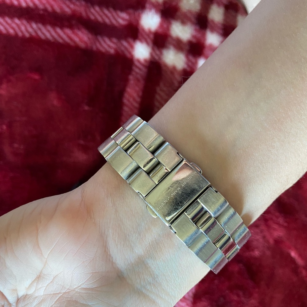 Marc Jacobs Watch - Picture 3 of 4